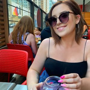 Meet your Posher, Evan